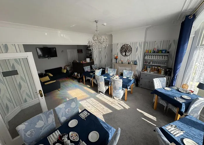 Rossdene House Hotel Blackpool